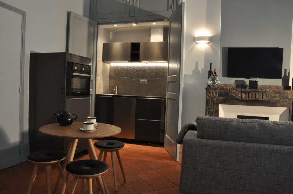 Suite Voltaire Carcassonne Room photo